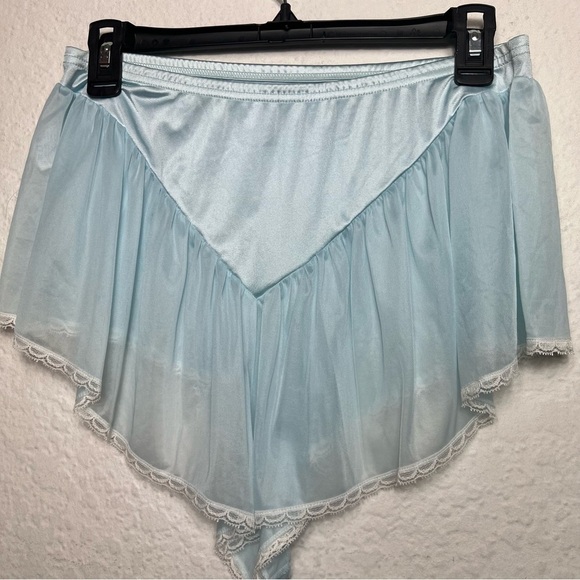 Vintage Vanity Fair Nylon Satin Fluted French Skirt Shorts Knickers - Picture 4 of 6